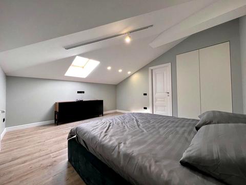 квартира по адресу Кулиша ул., 11