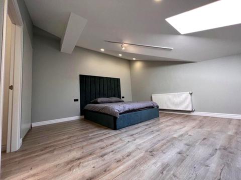 квартира по адресу Кулиша ул., 11