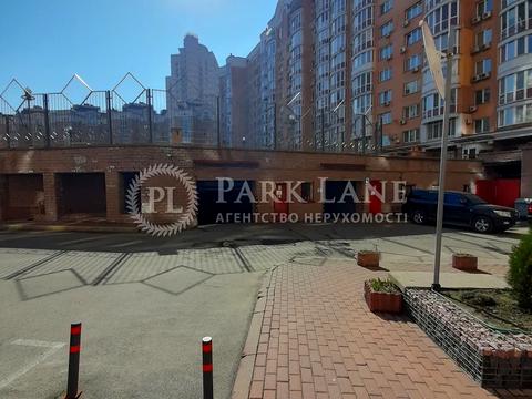 паркоместо по адресу Владимира Ивасюка просп. (Героїв Сталінграду), 8