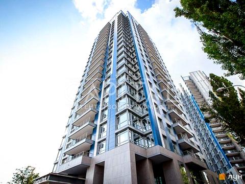 паркомісце за адресою Джона Маккейна вул. (Івана Кудрі), 7