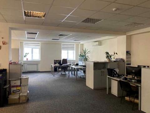 комерційна за адресою Федора Ернста вул., 3Б