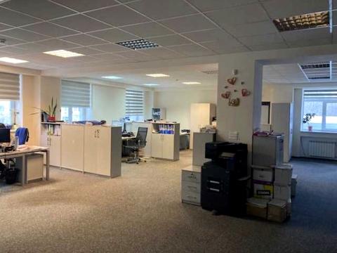 комерційна за адресою Федора Ернста вул., 3Б