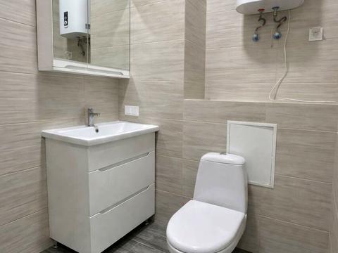 комерційна за адресою Михайла Величка вул., 6-Б