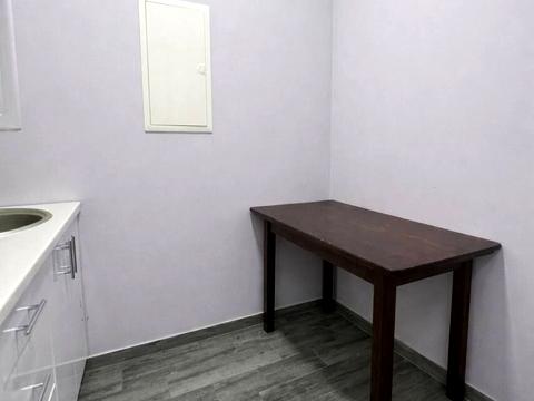 комерційна за адресою Михайла Величка вул., 6-Б