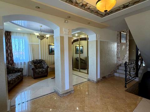 будинок за адресою Олени Теліги вул.