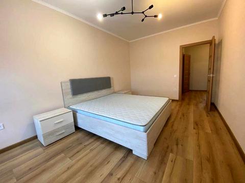 квартира по адресу Олеся Бердника ул., 1-Д