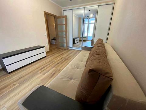 квартира по адресу Олеся Бердника ул., 1-Д