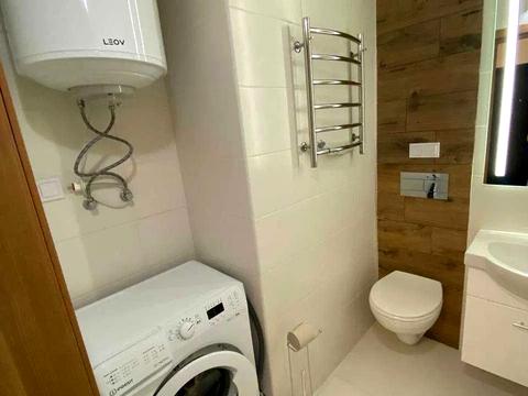 квартира по адресу Олеся Бердника ул., 1-Д