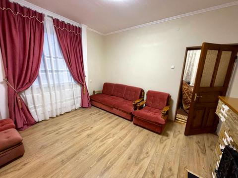 дом по адресу Шкуринецька