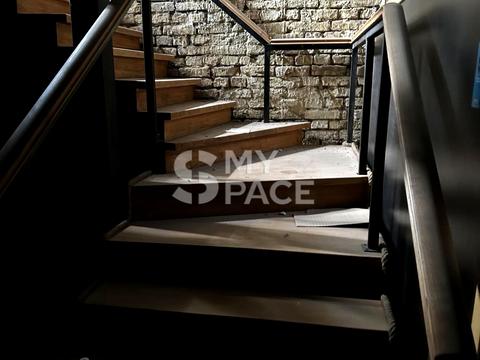 комерційна за адресою Богдана Хмельницького вул., 32