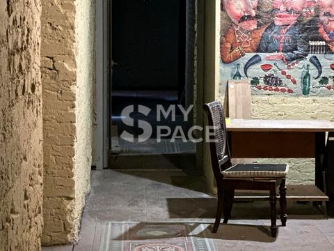 комерційна за адресою Богдана Хмельницького вул., 32