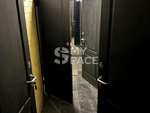 комерційна за адресою Богдана Хмельницького вул., 32