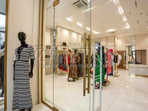 комерційна за адресою Антоновича вул. (Горького), 44