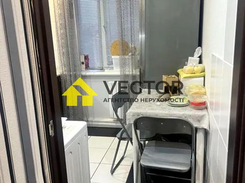 квартира за адресою Соборності вул. (Жовтнева), 77