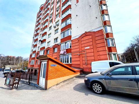 комерційна за адресою Молодіжна вул., 2/1Д