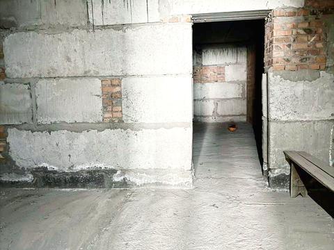 комерційна за адресою Молодіжна вул., 2/1Д