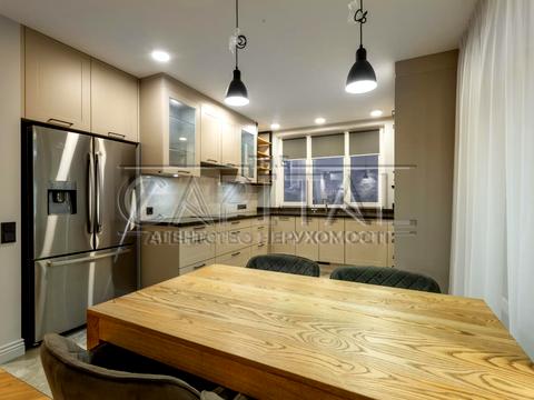 квартира по адресу Урловская ул., 23-В