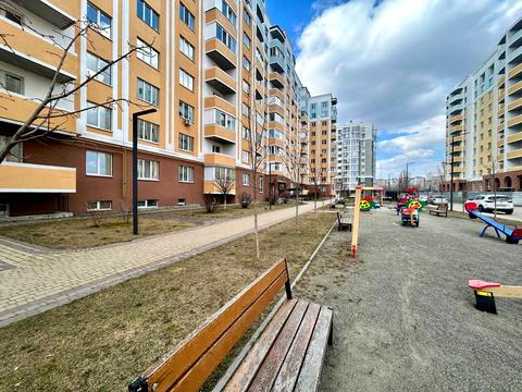 квартира за адресою Івана Кожедуба вул., 8-Б