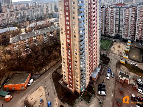 квартира за адресою Феодосійський пров., 12