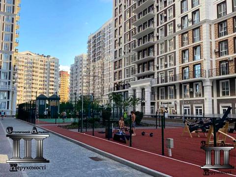 комерційна за адресою Михайла Максимовича вул. (Онуфрія Трутенка), 24-В