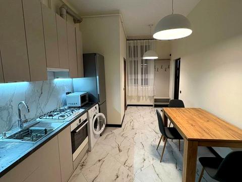 квартира за адресою Жовківська вул. (Декабристів), 14