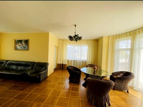 будинок за адресою Драгоманова вул., 17а