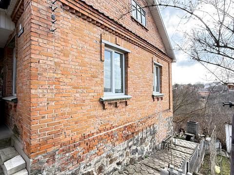 будинок за адресою Крутнів Яр вул., 2