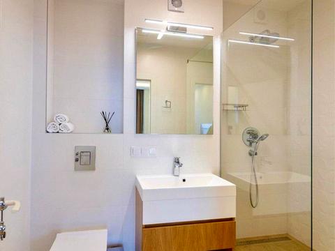 квартира за адресою Дмитра Яворницького просп. (Карла Маркса), 72-Б