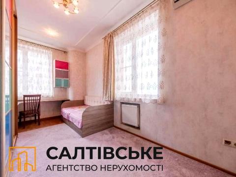 квартира по адресу Гвардейцев-Широнинцев ул., 33