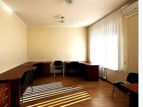1860841578438978