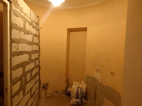 комерційна за адресою Степана Бандери вул. (), 33