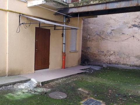 комерційна за адресою Степана Бандери вул. (), 33