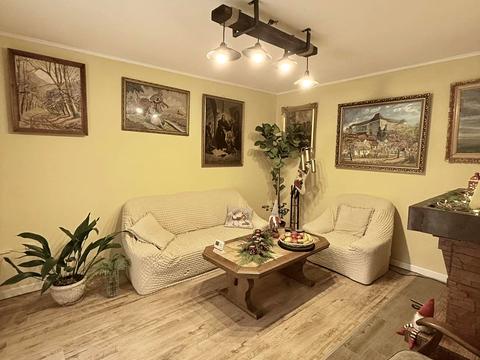 дом по адресу Нахимова ул.