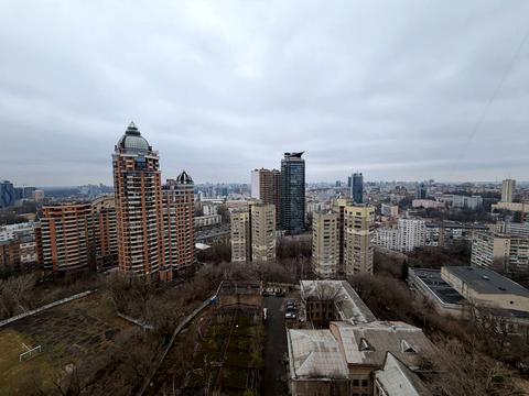 квартира за адресою Панаса Мирного вул., 17