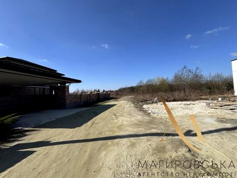 ділянка за адресою с. Конопниця, Івасюка вул.