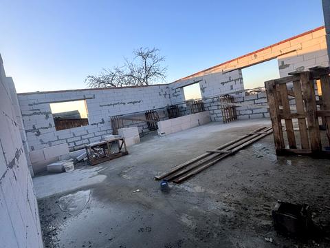 будинок за адресою Вишнева вул.