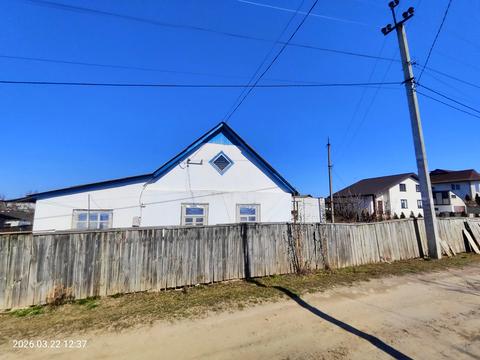 будинок за адресою Вишнева вул.