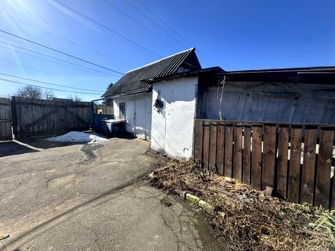 будинок за адресою Вишнева вул.