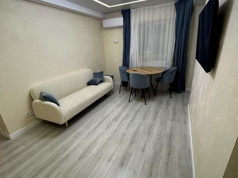 квартира за адресою Академіка Філатова вул., 2/1