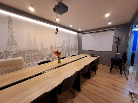 коммерческая по адресу Замковая ул., 5