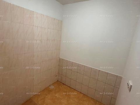 коммерческая по адресу Тракторостроителей просп., 79/42