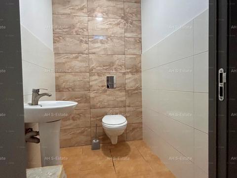 коммерческая по адресу Тракторостроителей просп., 79/42