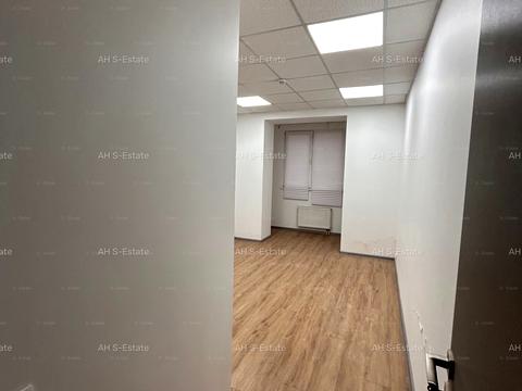 коммерческая по адресу Тракторостроителей просп., 79/42