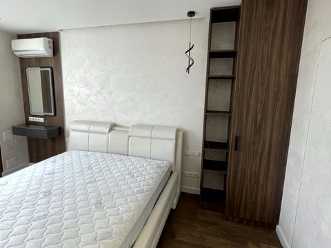 квартира за адресою Київ, Саперно-Слобідська вул., 8