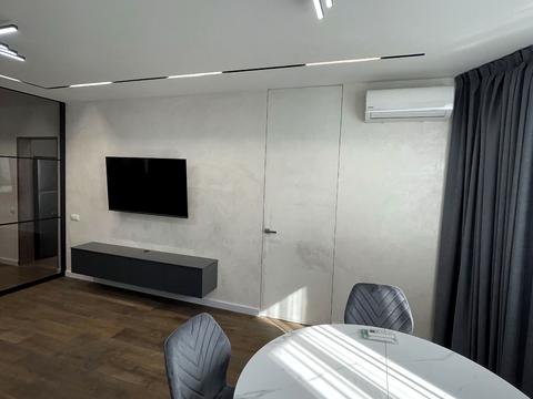 квартира за адресою Київ, Саперно-Слобідська вул., 8