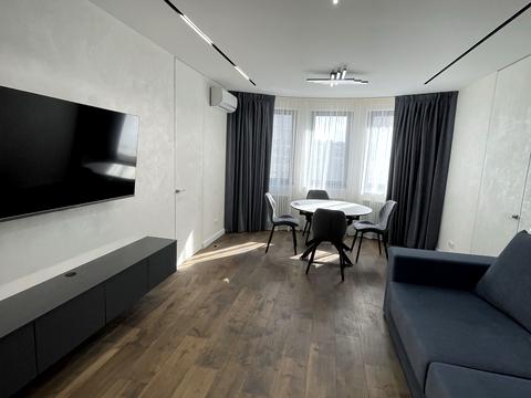 квартира за адресою Київ, Саперно-Слобідська вул., 8