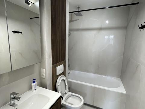 квартира за адресою Київ, Саперно-Слобідська вул., 8