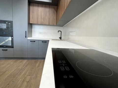 квартира за адресою Київ, Саперно-Слобідська вул., 8