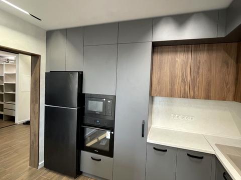 квартира за адресою Київ, Саперно-Слобідська вул., 8