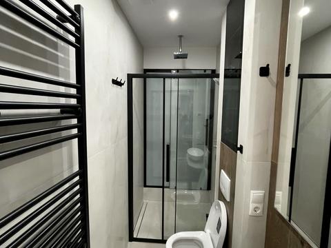 квартира за адресою Київ, Саперно-Слобідська вул., 8